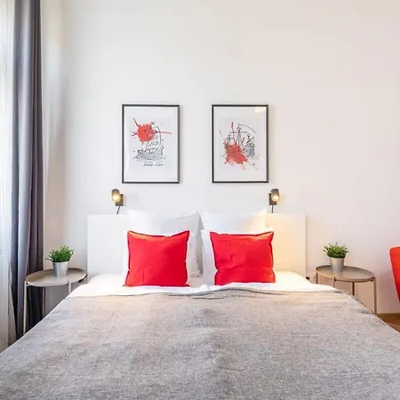 Excellent Location Magnificent Flat ブダペスト