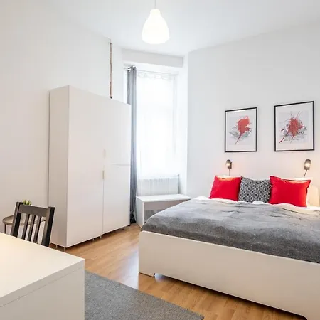 아파트 Excellent Location Magnificent Flat