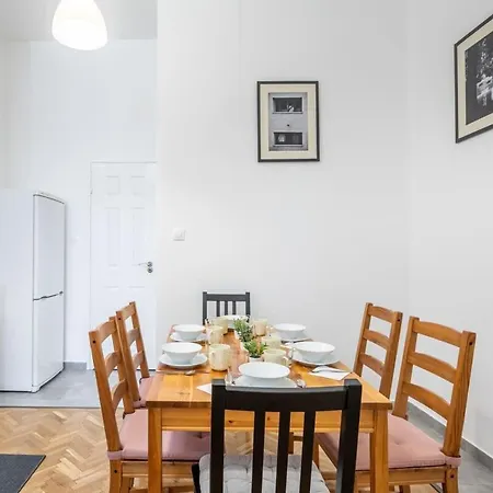 Excellent Location Magnificent Flat 부다페스트